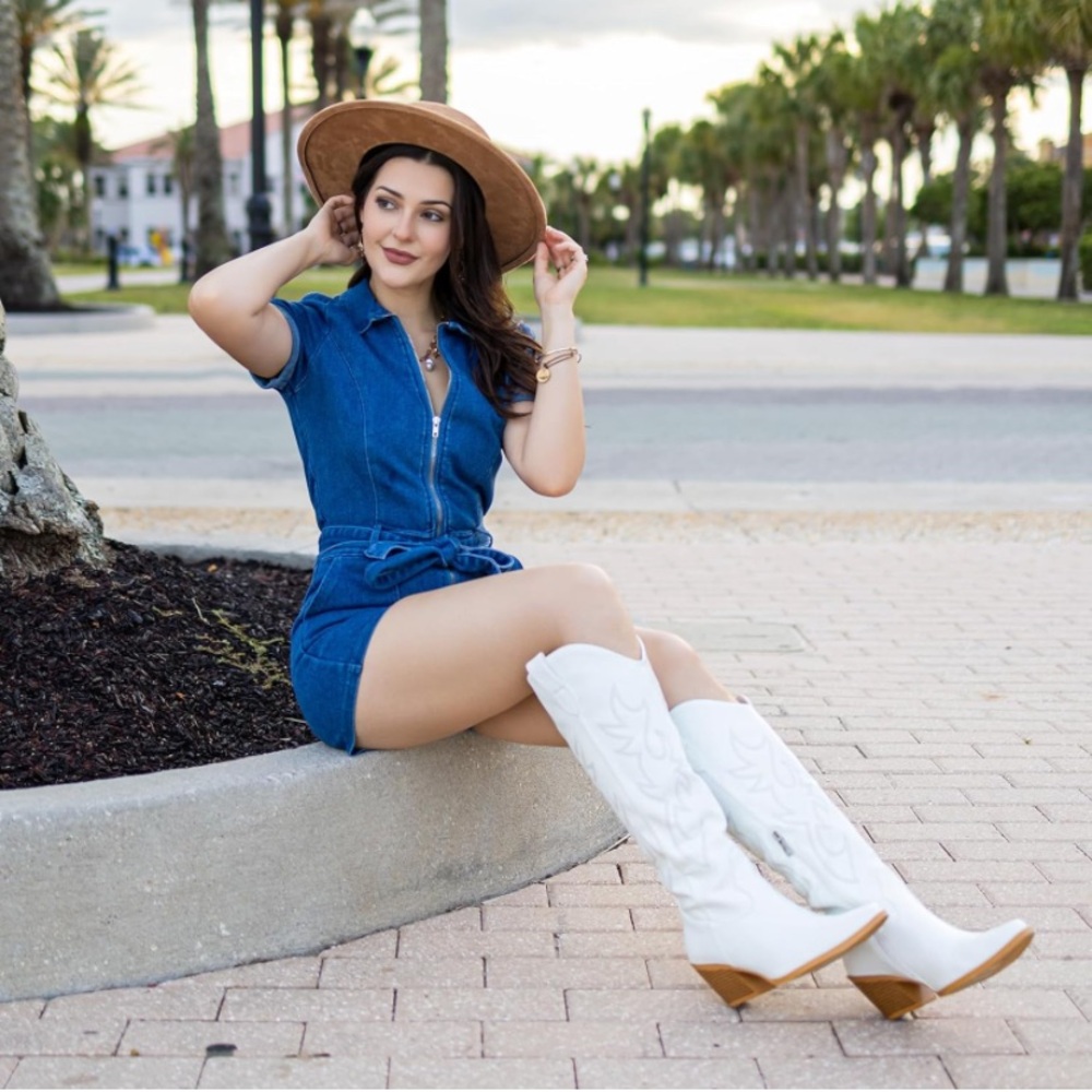 NIB White Cowgirl Boots Size 10